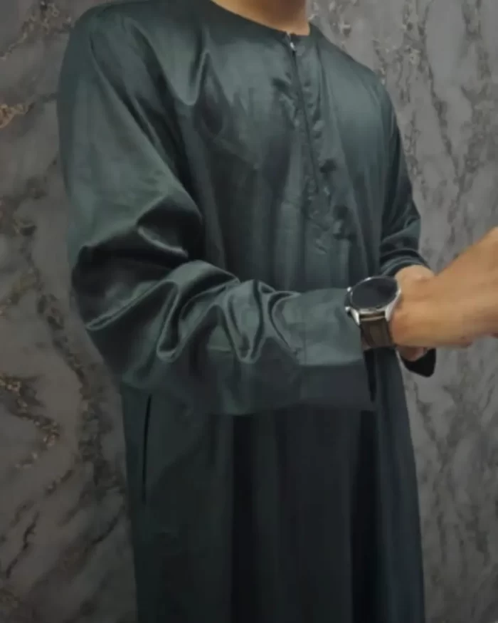 Omani Thobes