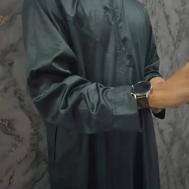 Omani Thobes