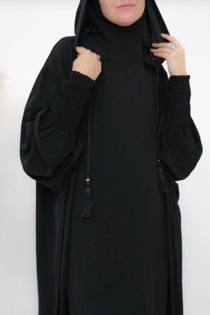 Sport Drawstring Hoody abaya with tassles - Image 8